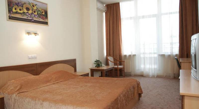 черное море пантелеймоновская Отель 4*